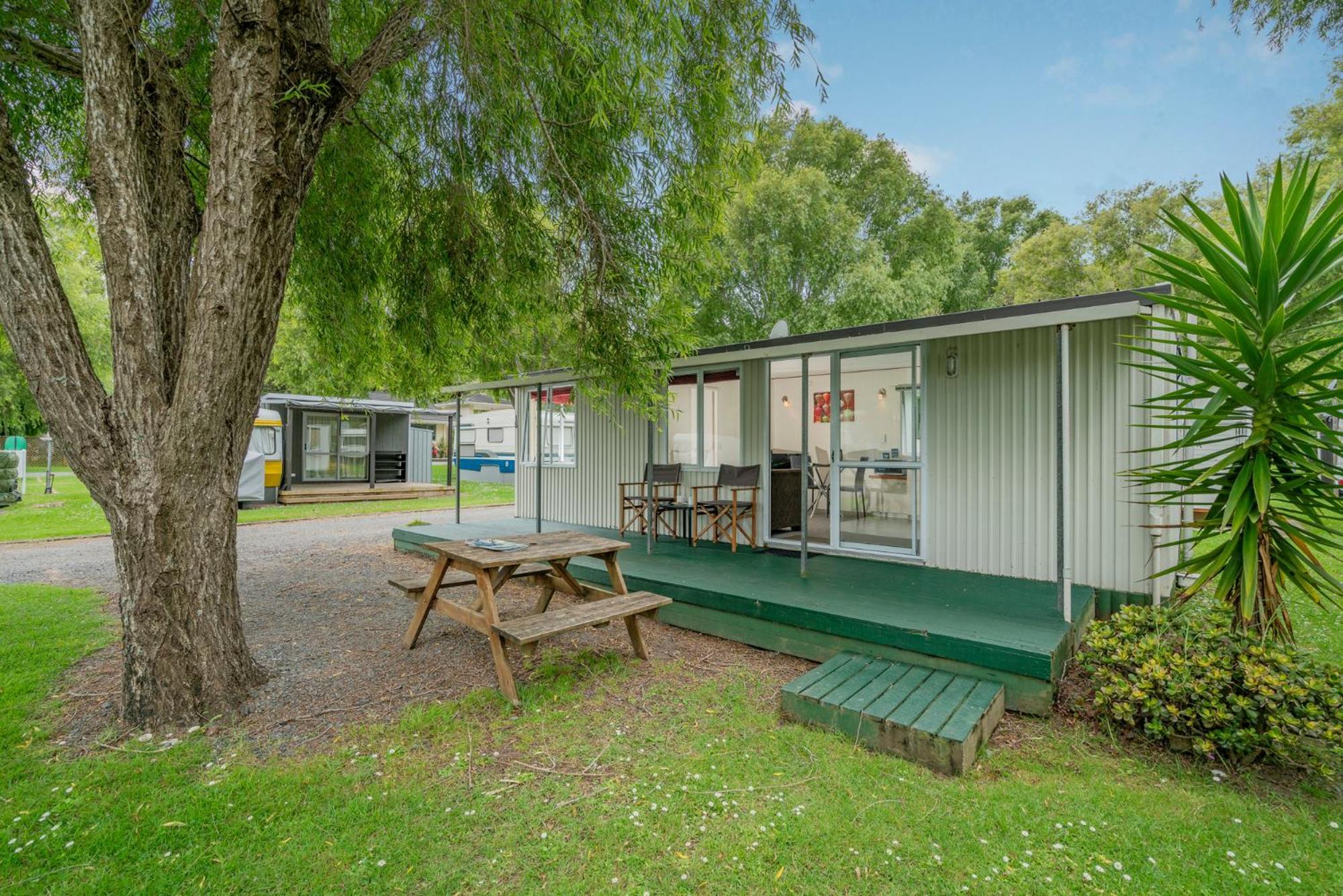 Coromandel Shelly Beach Top 10 Holiday Park Hotel Exterior photo