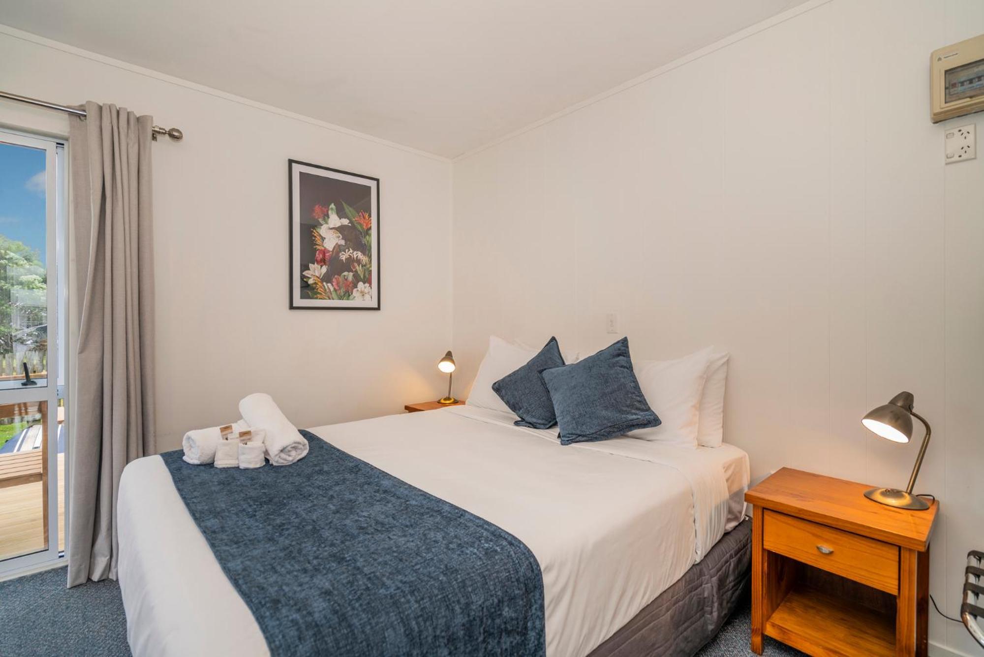 Coromandel Shelly Beach Top 10 Holiday Park Hotel Room photo